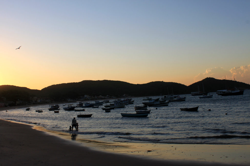 Dez lugares com por do sol imperdível pelo Brasil: Búzios- RJ
